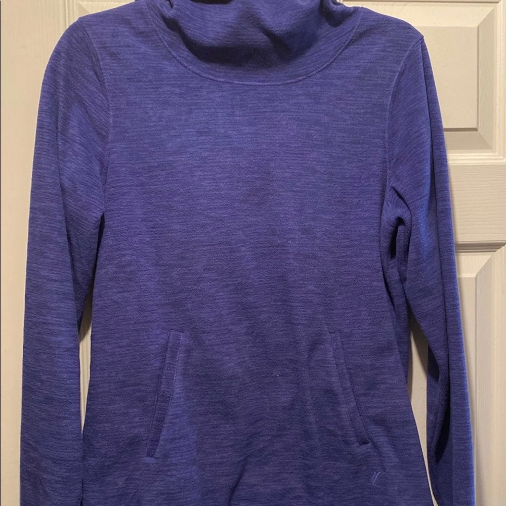 Long sleeve fleece hoodie
